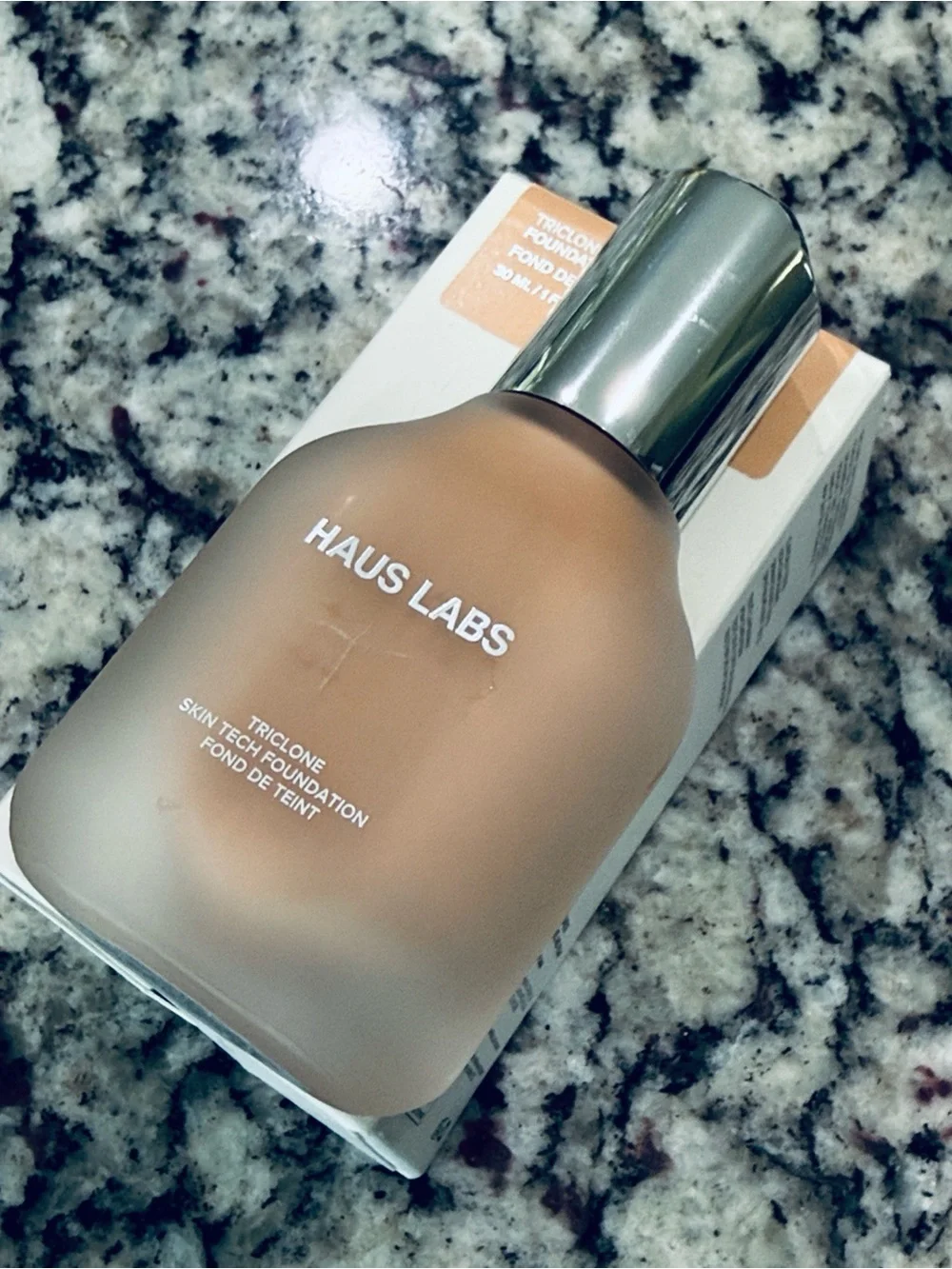 HAUS LABS 250 Light Medium Neutral Skin Tech Foundation, New in box!
